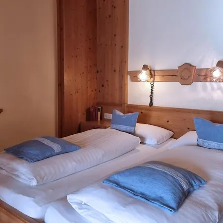 Karnischer Hof 3*