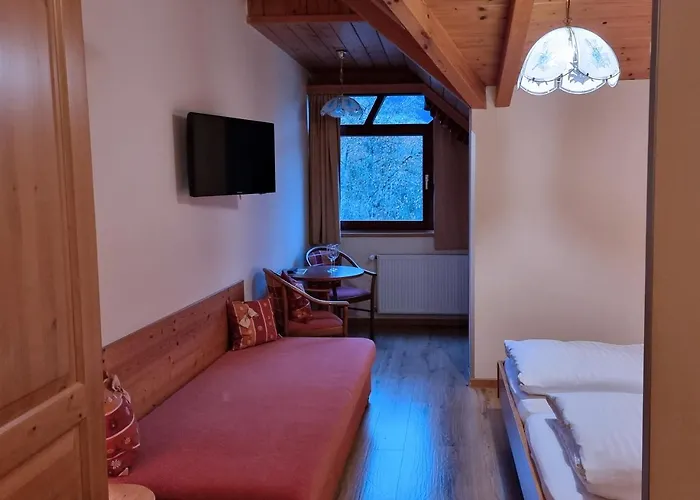 Karnischer Hof Hotel