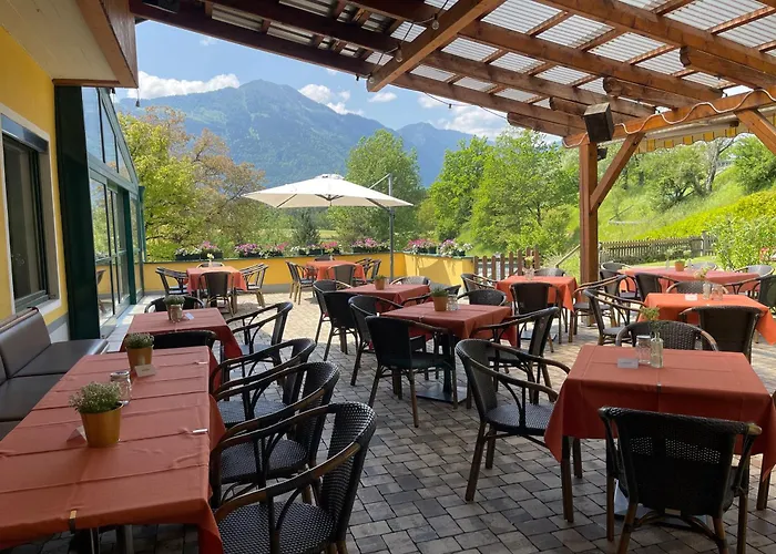 Karnischer Hof Hotel