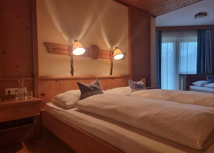 Hotel Karnischer Hof 3*